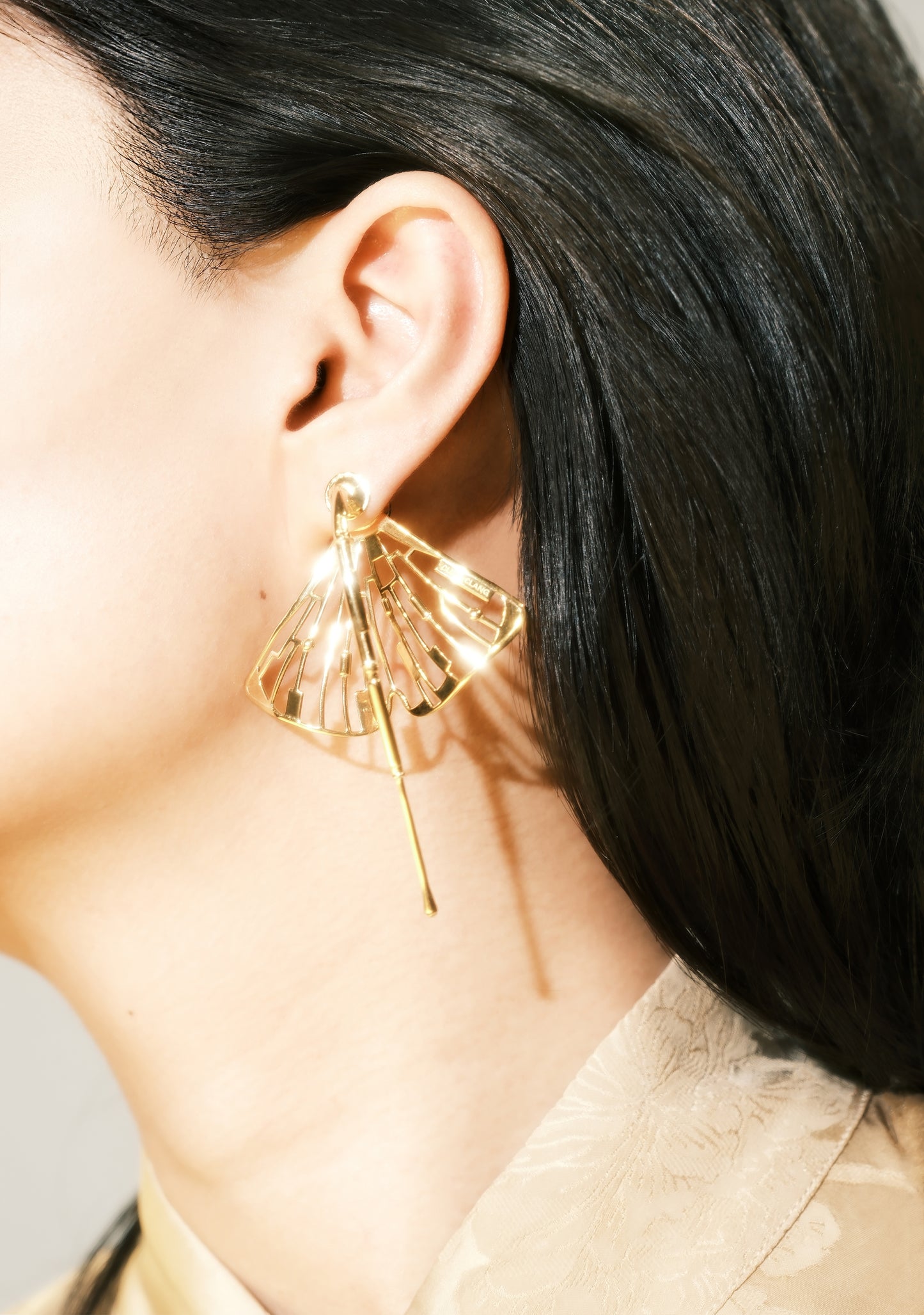 Ginko Lumin Earrings 18K